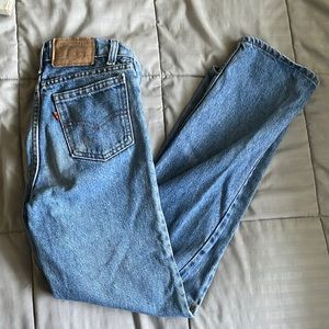 straight leg levi’s